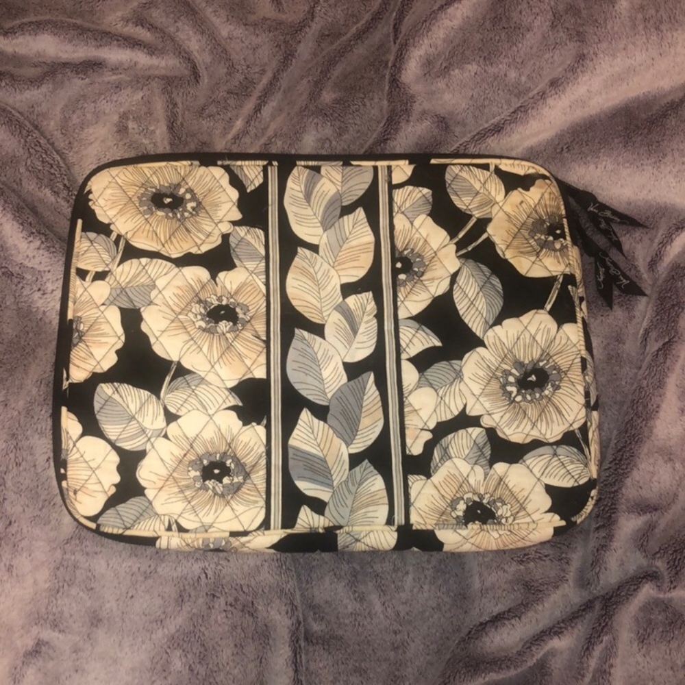 Vera Bradley laptop sleeve